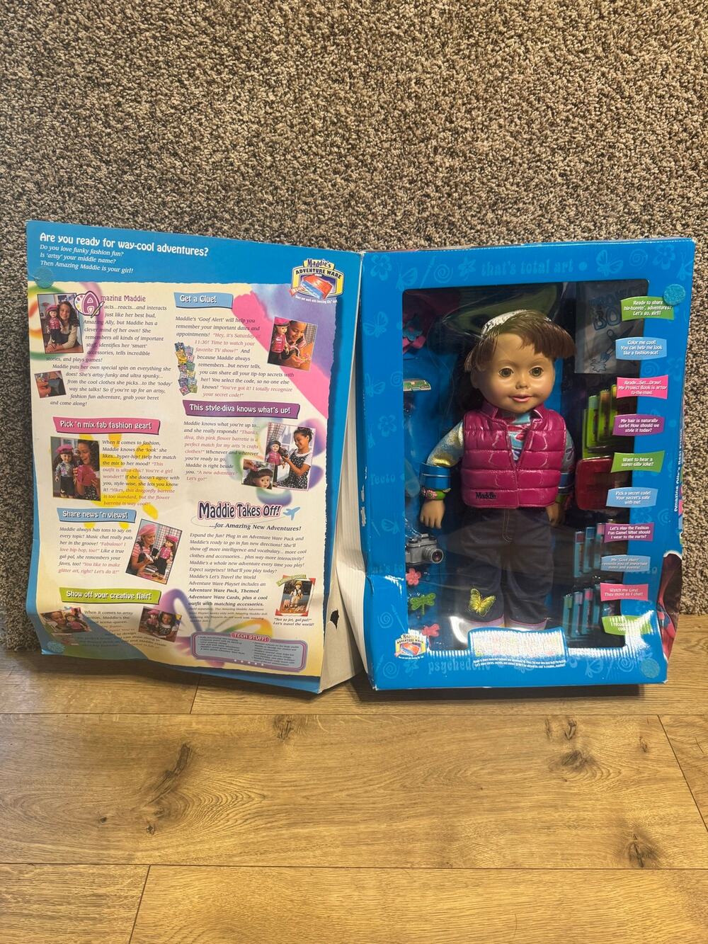 Vintage Amazing Maddie doll - box damage
